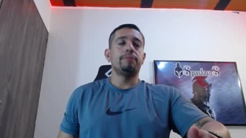     online show from November 25, 5:29 am