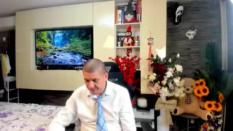 Spartan online show from May 6, 11:48 am