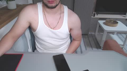 Art online show from December 1, 10:32 pm