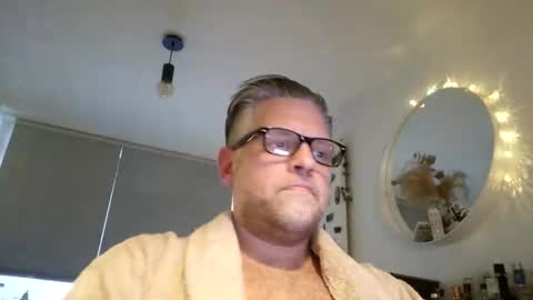 Snapshot of spectacularguy chatting on December 26, 10:05 am DutchDude online show from December 26, 10:05 am