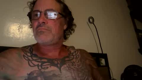 specter1972 online show from November 16, 12:16 am