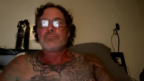 specter1972 online show from November 19, 1:49 am