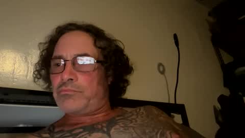 Snapshot of specter1972 chatting on March 18, 1:31 am specter1972 online show from March 18, 1:31 am