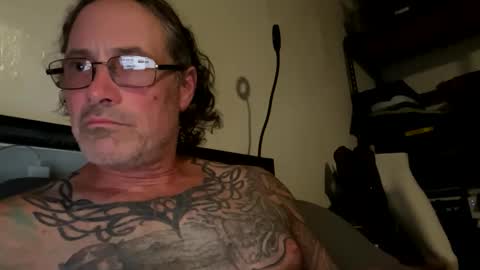 Snapshot of specter1972 chatting on March 30, 2:56 am specter1972 online show from March 30, 2:56 am