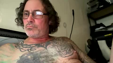 Snapshot of specter1972 chatting on April 2, 11:13 pm specter1972 online show from April 2, 11:13 pm