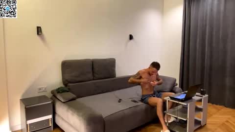 Alex online show from October 7, 7:55 pm