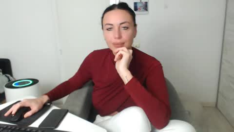 Carla online show from January 4, 9:31 pm