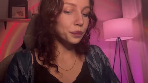 Snapshot of spicy___caramel chatting on October 19, 4:40 pm spicy___caramel online show from October 19, 4:40 pm