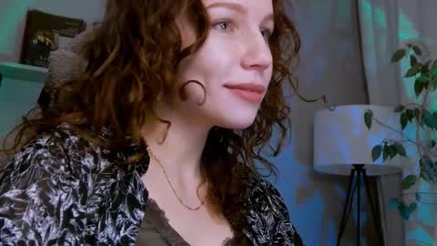 Snapshot of spicy___caramel chatting on February 14, 4:15 pm spicy___caramel online show from February 14, 4:15 pm