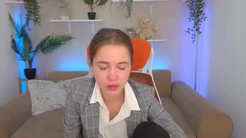 spicy_lexi online show from September 16, 6:25 am