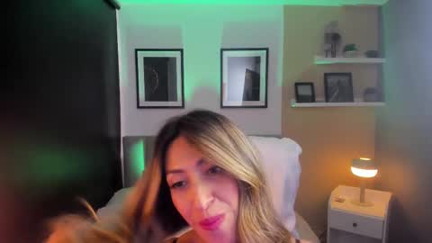 Sara online show from February 23, 3:40 pm