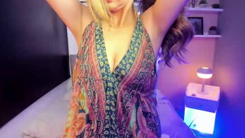 Sara online show from February 26, 11:41 am