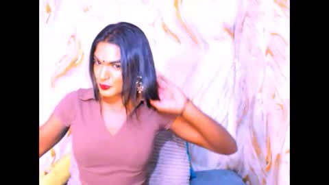 Snapshot of spicybarbie4u chatting on April 7, 7:53 am spicybarbie4u online show from April 7, 7:53 am