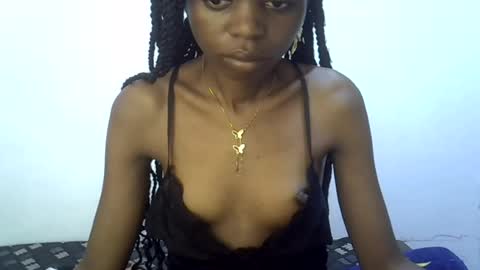 Snapshot of spicybobolishia_ chatting on June 20, 1:36 pm Bobo online show from June 20, 1:36 pm