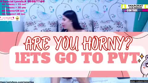 Snapshot of spicybrunnete chatting on May 1, 4:06 am Trisha online show from May 1, 4:06 am