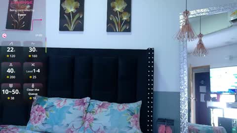 Snapshot of spicycolombianmom chatting on May 18, 12:44 pm spicycolombianmom online show from May 18, 12:44 pm