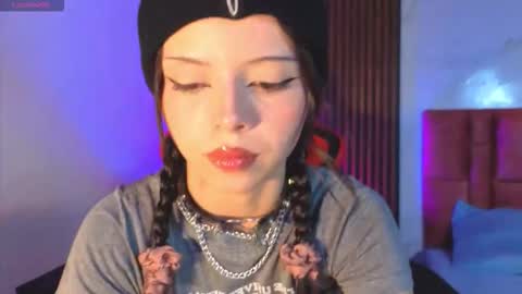 Snapshot of spicydemons chatting on October 12, 12:15 pm spicydemons online show from October 12, 12:15 pm