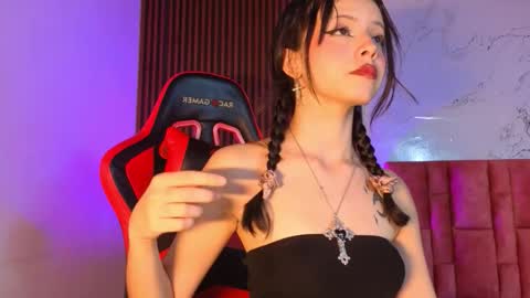 Snapshot of spicydemons chatting on October 26, 3:45 am spicydemons online show from October 26, 3:45 am