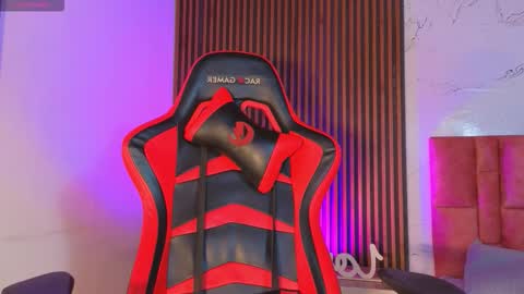 Snapshot of spicydemons chatting on October 29, 3:42 am spicydemons online show from October 29, 3:42 am