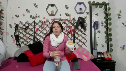 Spicy Queens online show from February 10, 12:31 pm