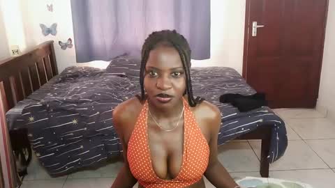 spicysashaa online show from October 2, 3:57 am