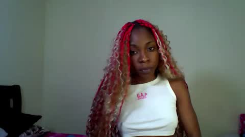 Shante online show from October 15, 6:52 pm