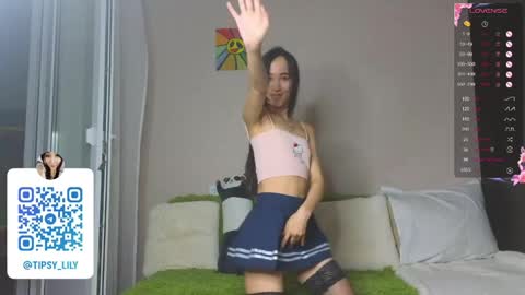 Snapshot of spicyyuki chatting on April 11, 4:44 pm Tipsy online show from April 11, 4:44 pm