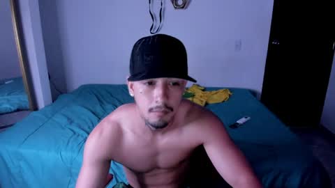 Snapshot of spider_master77 chatting on June 4, 11:11 pm spider master online show from June 4, 11:11 pm