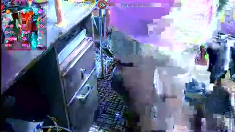 Snapshot of spiffy523 chatting on February 20, 2:51 am stephanie online show from February 20, 2:51 am