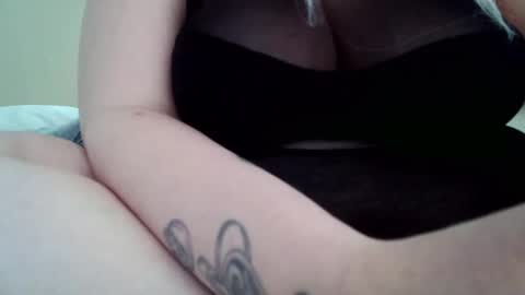 Snapshot of spinnerbitch chatting on April 11, 9:30 pm Vanessa Spade online show from April 11, 9:30 pm