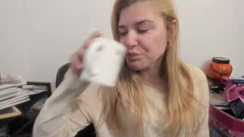 FREE ONLY FANSy online show from April 30, 1:17 pm