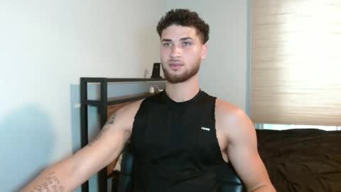 Snapshot of splash8x chatting on September 29, 3:28 pm Splash8x online show from September 29, 3:28 pm