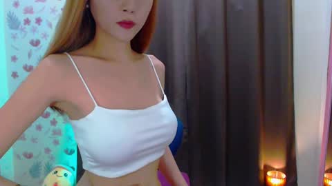 Snapshot of splendid_kim08 chatting on January 29, 9:44 am Kimmy online show from January 29, 9:44 am