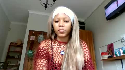 Spoiled Luna online show from March 28, 11:32 am