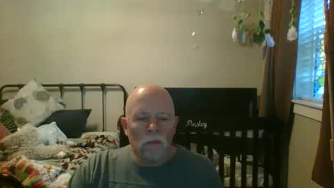 Snapshot of sportfish chatting on December 22, 11:09 pm sportfish online show from December 22, 11:09 pm