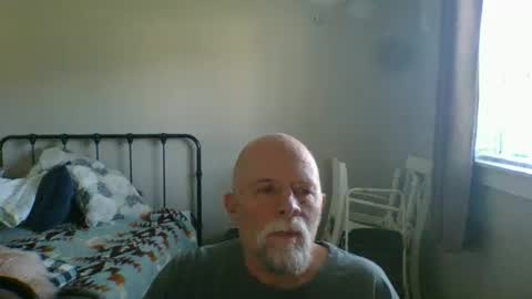 Snapshot of sportfish chatting on January 18, 8:30 pm sportfish online show from January 18, 8:30 pm