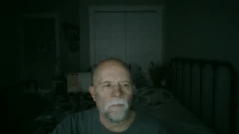 Snapshot of sportfish chatting on February 22, 9:59 pm sportfish online show from February 22, 9:59 pm