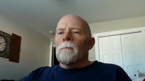 Snapshot of sportfish chatting on October 5, 11:13 pm sportfish online show from October 5, 11:13 pm