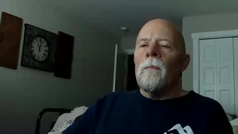 Snapshot of sportfish chatting on October 11, 6:06 pm sportfish online show from October 11, 6:06 pm