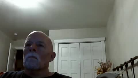 Snapshot of sportfish chatting on February 7, 8:01 pm sportfish online show from February 7, 8:01 pm