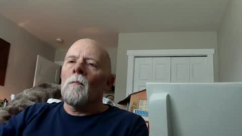 Snapshot of sportfish chatting on March 28, 10:09 pm sportfish online show from March 28, 10:09 pm