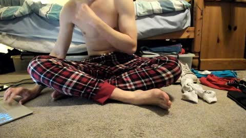 Sportyguy283 online show from April 6, 8:32 pm