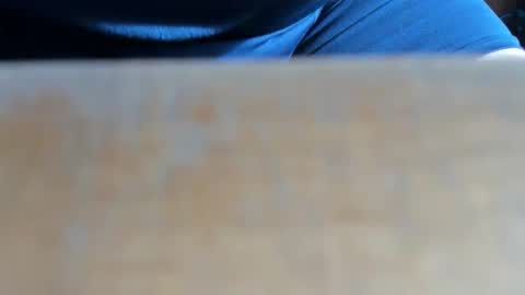 Snapshot of spreet21 chatting on April 6, 1:23 pm MicroClit online show from April 6, 1:23 pm