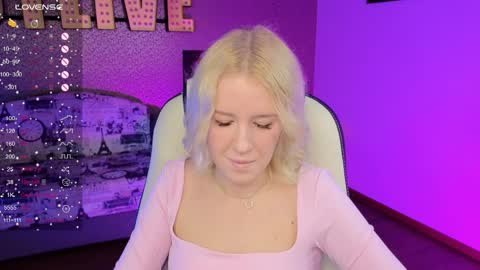 Snapshot of springajara chatting on April 9, 12:43 pm Vetta online show from April 9, 12:43 pm