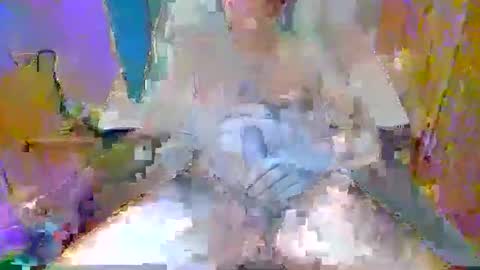 Snapshot of spritzer1971 chatting on February 2, 4:38 pm spritzer1971 online show from February 2, 4:38 pm