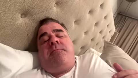 Snapshot of sprtsnut33 chatting on September 24, 7:44 am sprtsnut33 online show from September 24, 7:44 am
