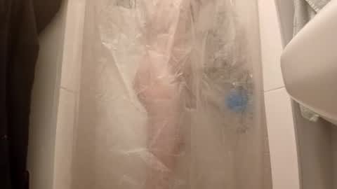 Snapshot of spunfuncumming chatting on April 23, 8:02 am spunfuncumming online show from April 23, 8:02 am