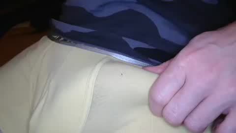 Snapshot of spynet81 chatting on December 21, 7:27 pm spynet81 online show from December 21, 7:27 pm