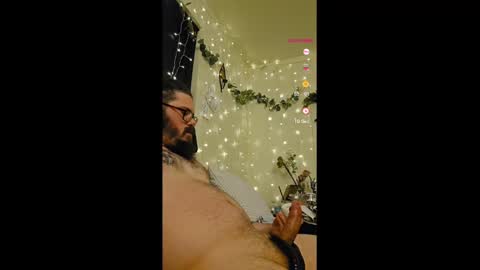 squ1rtl3cb online show from March 8, 10:43 am