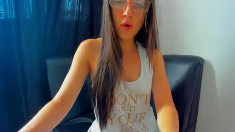 Tati online show from March 3, 2:37 pm